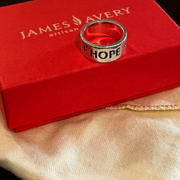 Faith Hope Love James Avery ring/retired - Picture 4 of 7
